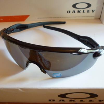 Lunettes OAKLEY-RADAR EV (noires, polarisées)