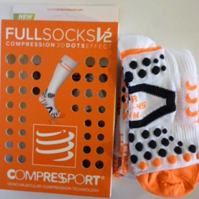 Chaussettes compression COMPRESSPORT (blanches)