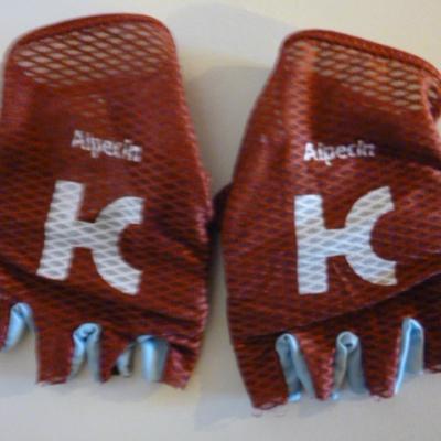 Gants aérés KATUSHA 2017