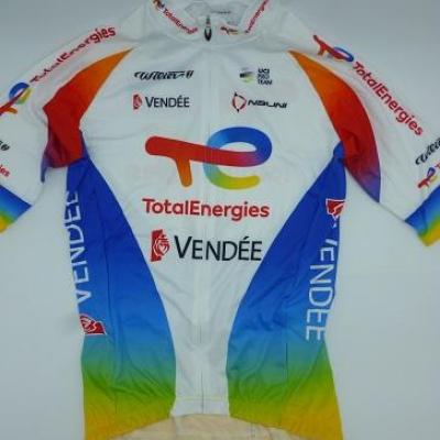 Maillot TOTAL-ENERGIES 2021 (taille M)